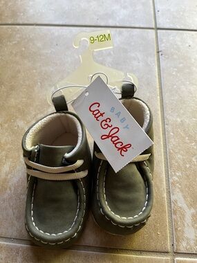 Baby boots NWT
